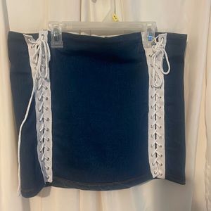NEW WITH TAG BLUE and WHITE MINI SKIRT💙